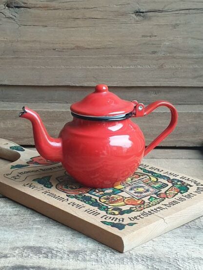 Vintage emaille koffiekan rood