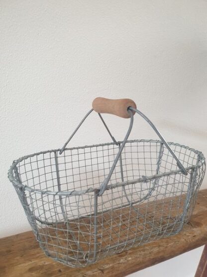 Brocante ijzeren draadmand