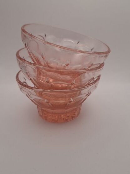 Vintage roze bowlglaasjes