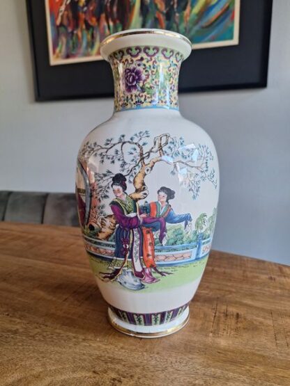 Vintage Chinese vaas