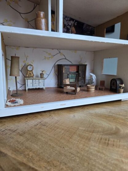 Vintage poppenhuis inclusief meubeltjes en accessoires - Afbeelding 4
