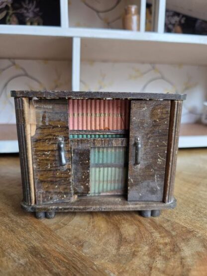 Vintage poppenhuis inclusief meubeltjes en accessoires - Afbeelding 41