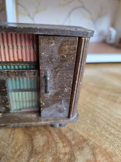 Vintage poppenhuis inclusief meubeltjes en accessoires - Afbeelding 43