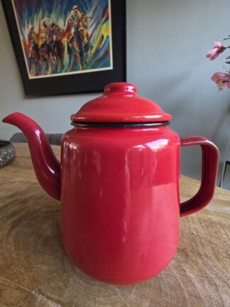 Vintage rood emaille theepot